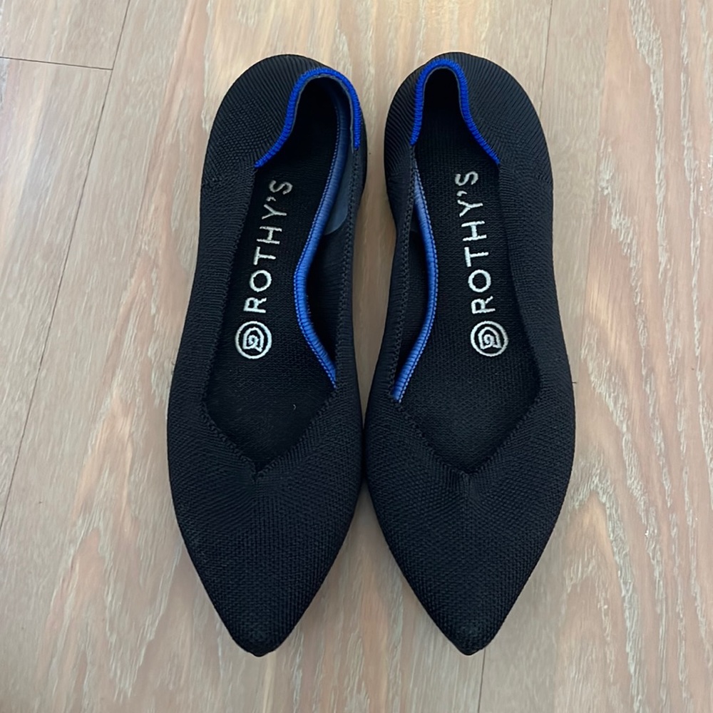 Rothys - black pointy flats - size 5.5 **READ DESCRIPTION**